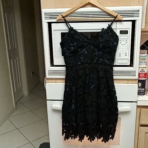 Romeo & Juliet Couture midnight blue and black lace dress